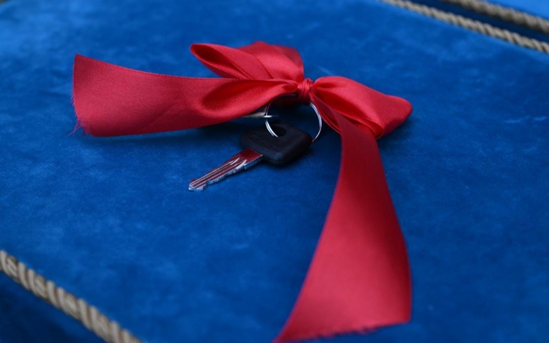 Жетісудағы мәдениет мекемелеріне автокөліктердің кілті табысталды Жетісудағы мәдениет мекемелеріне автокөліктердің кілті табысталды