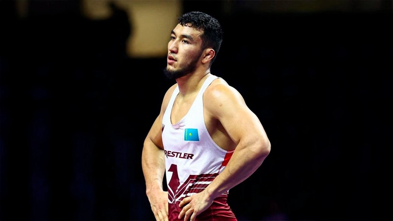 Ризабек Айтмухан объяснил поражение призеру Олимпиады в России