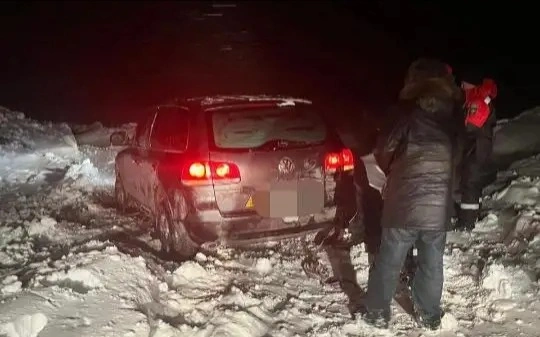 Over 1,000 people saved from snow drifts in Kazakhstan