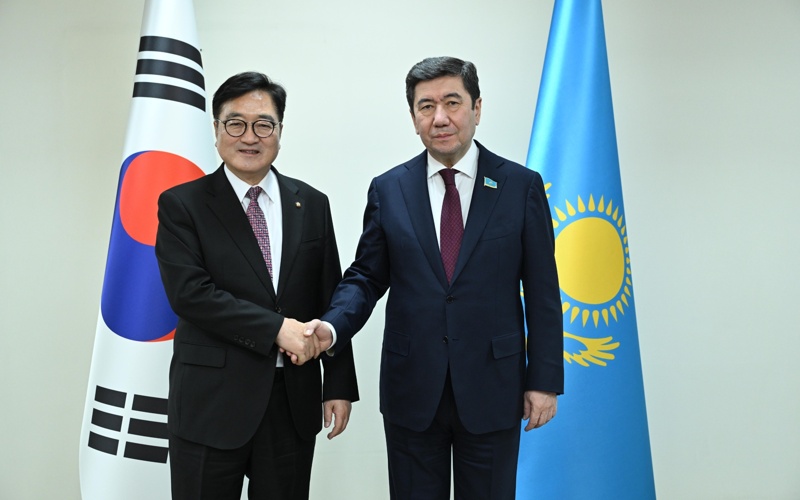 Majilis Majilis Speaker Koshanov proposes deepening CA-Korea cooperation in AI and ecology