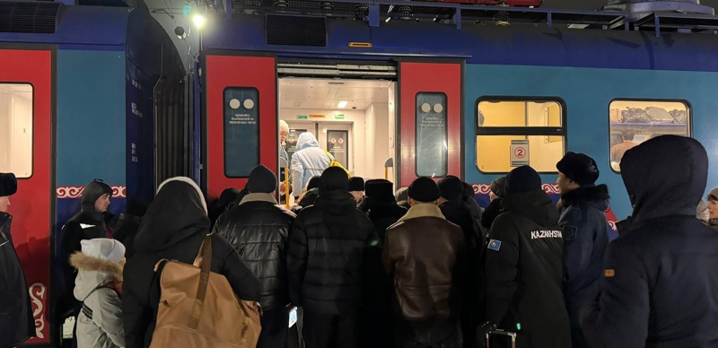 Aýa raıyna baılanysty bes baǵyt boıynsha poıyzǵa qosymsha oryndar ashyldy