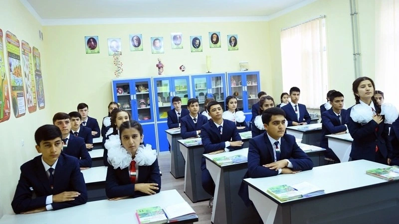 Тәжікстан 12 жылдық білім беру жүйесіне көшуді жоспарлап отыр