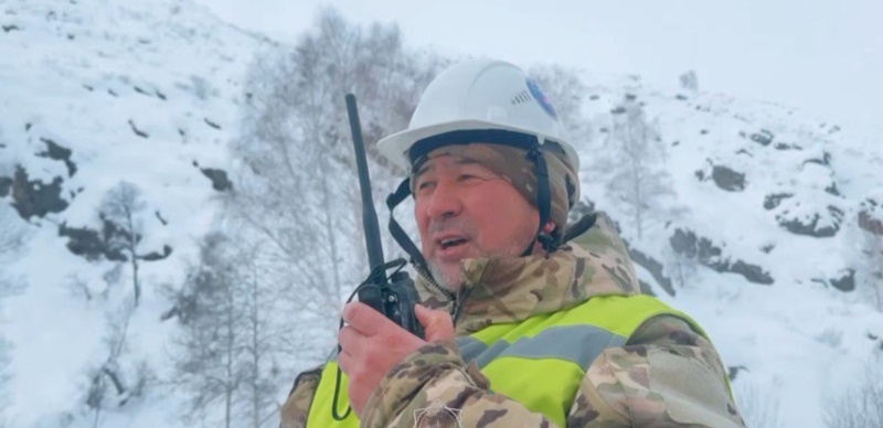 Шығыс Қазақстанда қар көшкіні түсірілді Шығыс Қазақстанда қар көшкіні түсірілді