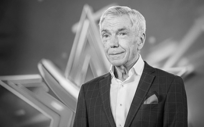  Юрий Николаев