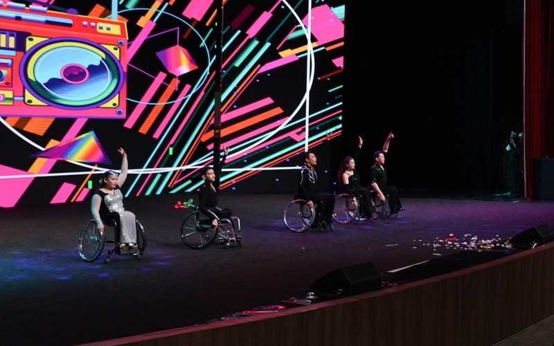 Премьера мюзикла «Свет» нового инклюзивного театра «Дара ұрпақ» прошла в Туркестане л