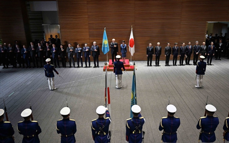 Official welcome ceremony held for Kazakh President at Japan PM’s Office Japan