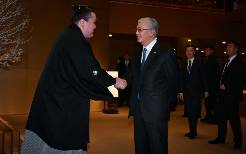 Президент Қасым-Жомарт Тоқаев кәсіпқой сумошы Ерсін Балтағұлмен кездесті