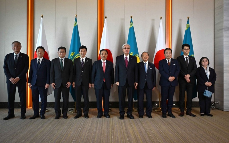 Мемлекет басшысы Жапония Парламентінің Қазақстанмен достық лигасы мүшелерімен кездес