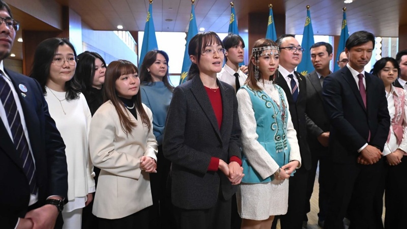 Касым-Жомарт Токаев встретился с соотечественниками в Токио