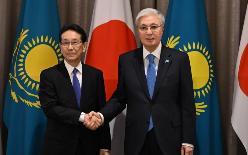 Қасым-Жомарт Тоқаев Komatsu компаниясы директорлар кеңесінің төрағасы Хироюки Огаваны қабылдады