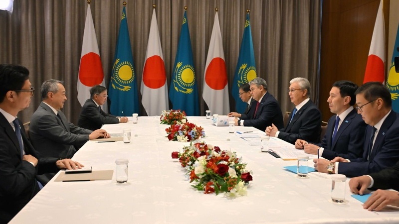 Глава государства принял президента корпорации Sumitomo а