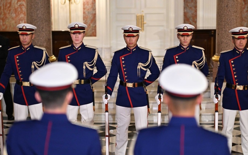 Қасым-Жомарт Тоқаев Акасака мемлекеттік сарайына келді