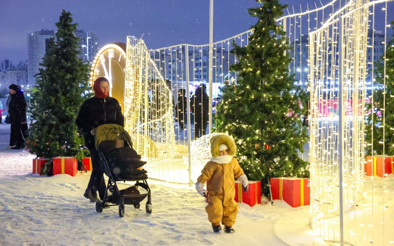 Up to 40 New Year trees light up Astana&rsquo;s Ertegi Fest 
