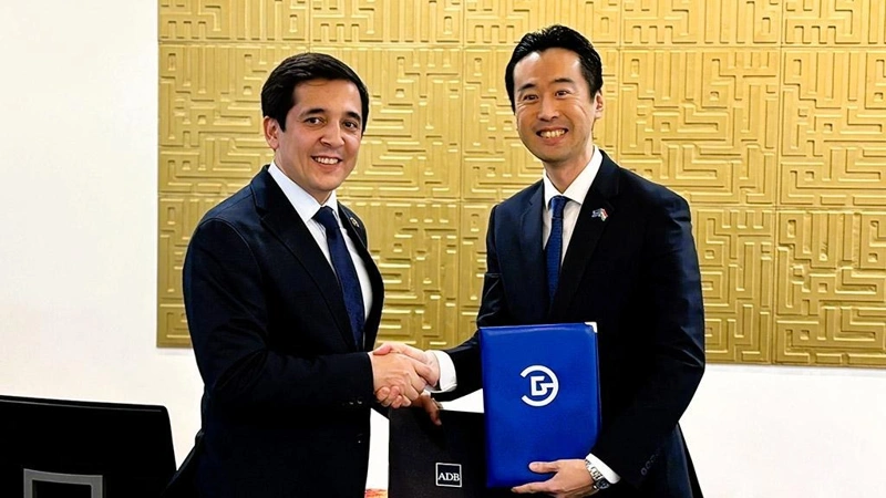 ADB and Eskhata Bank partner to boost green finance in Tajikistan