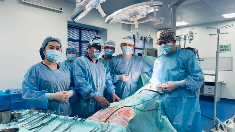 Shymkentte alǵash ret óte sırek kezdesetin kúrdeli ota sátti jasaldy