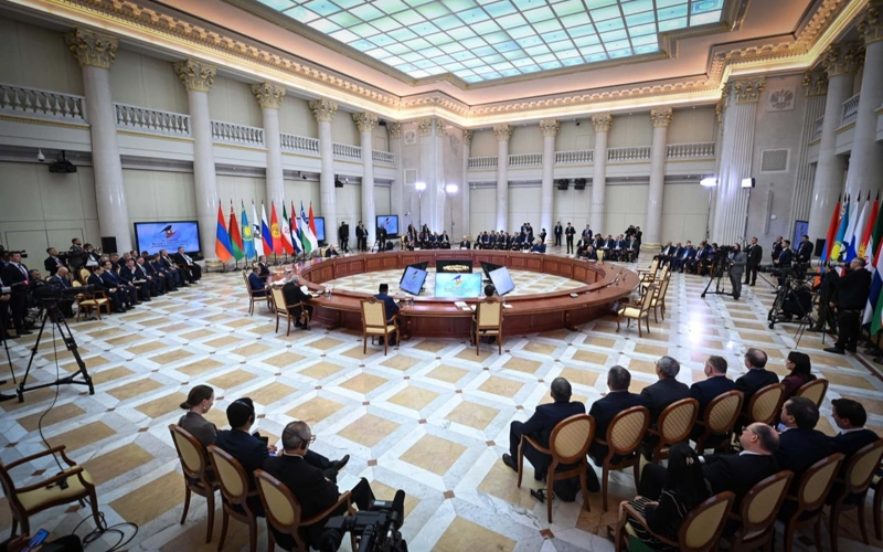 Kassym-Jomart Tokayev calls for removal of barriers in EAEU mutual trade