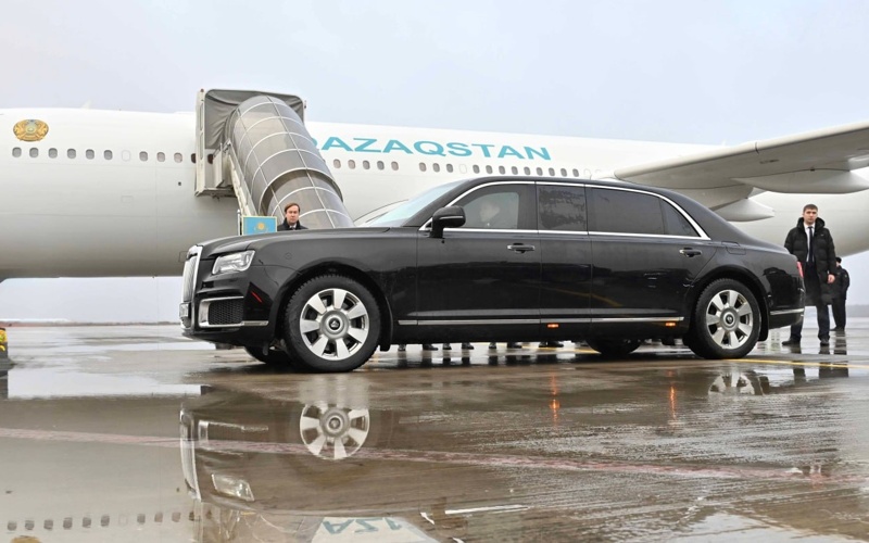 President Tokayev arrives in Saint Petersburg