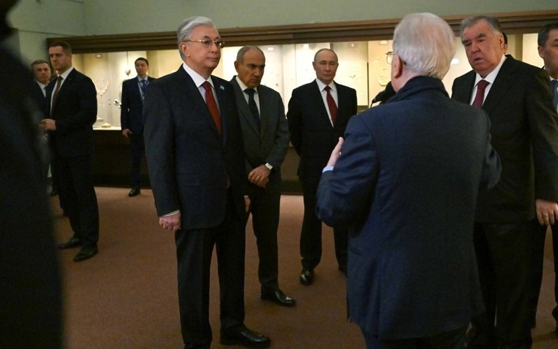 Тоқаев ва бошқалар