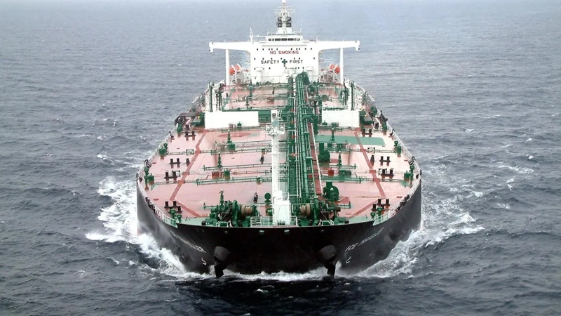 Munaı, tanker