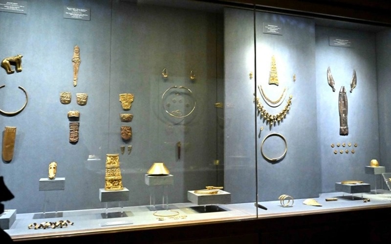 экспонатлар