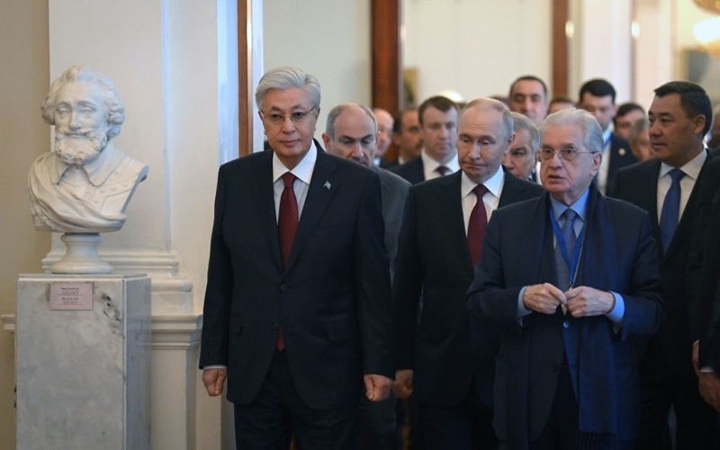 Mártebeli meımandarǵa mýzeıde ekskýrsııa júrgizildi