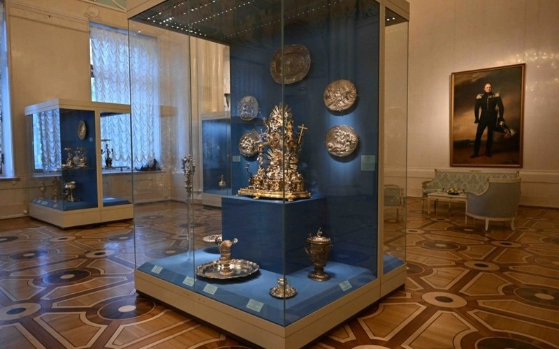 экспонатлар