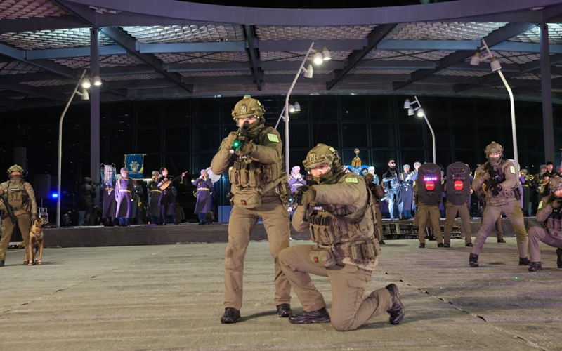 Плац-концерт к&nbsp;115-летию Бауыржана Момышулы состоялся в&nbsp;Астане