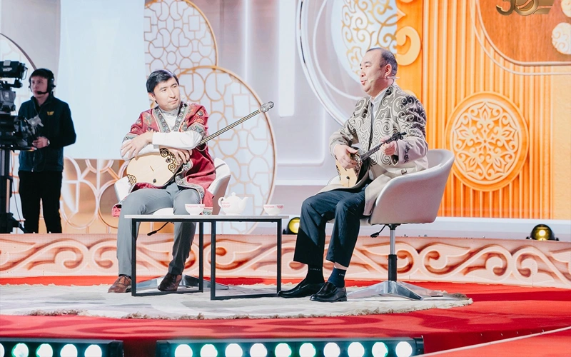 «Жекпе-жек Айтыс» финалы: Алтын қамшы мен автокөлік иесі кім