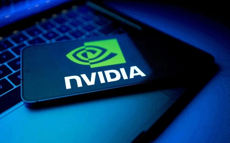 Nvidia планирует начать поставки ИИ чипов в Китай в следующем году