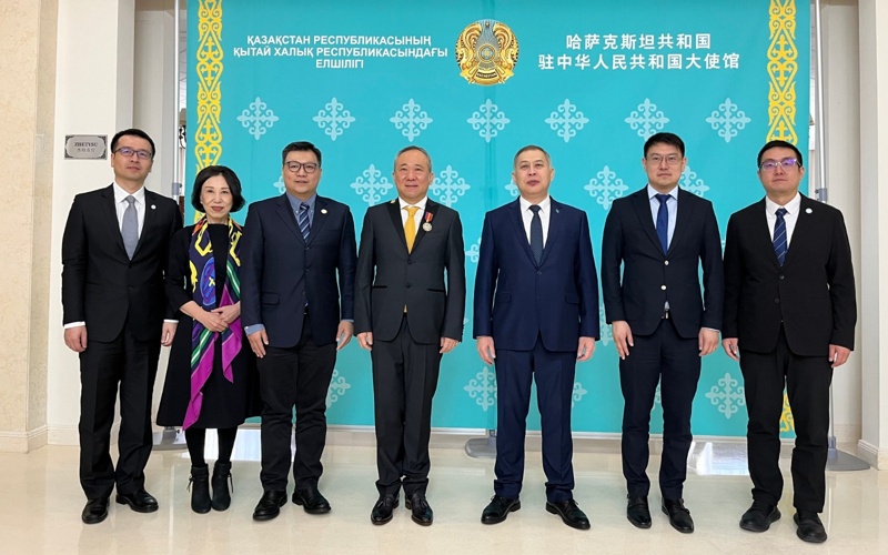 President of Beijing Language and Culture University honored with Kazakhstan&rsquo;s Dostyq Order 