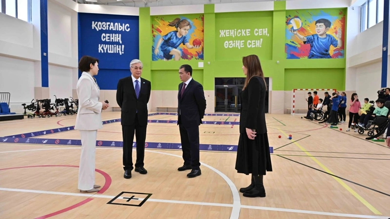 Prezıdent Astanadaǵy Inklıýzıvti sport ortalyǵyn aralady