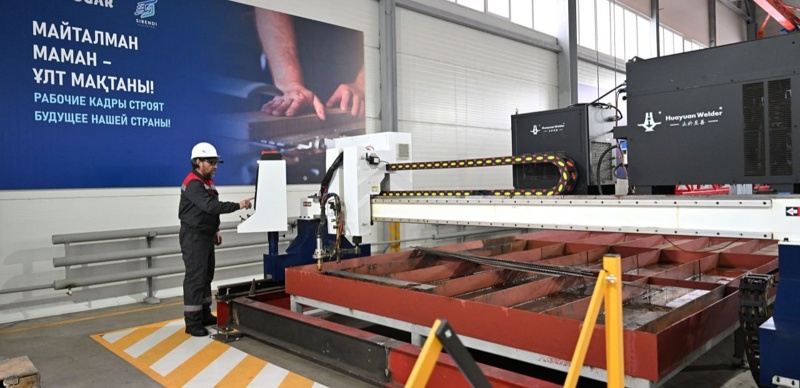 Memleket basshysy Tausogar zaýytynda boldy 