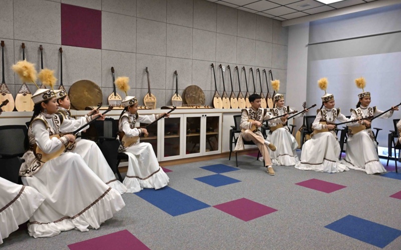 Касым-Жомарт Токаев посетил многофункциональный комплекс Tanym