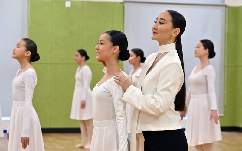 Kassym-Jomart Tokayev visits Tanym multifunctional complex 