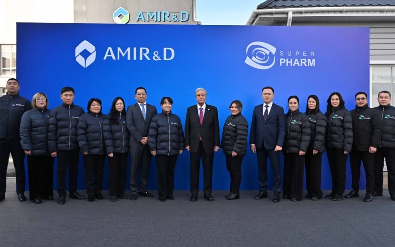 国家元首视察江布尔州医药企业 强调发展本土医药工业