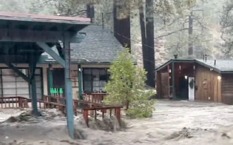 Мощный шторм вызвал масштабные наводнения в Калифорнии