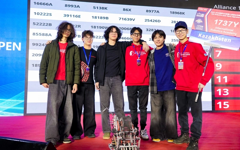 Алматинские школьники вошли в число сильнейших команд Азии по робототехнике