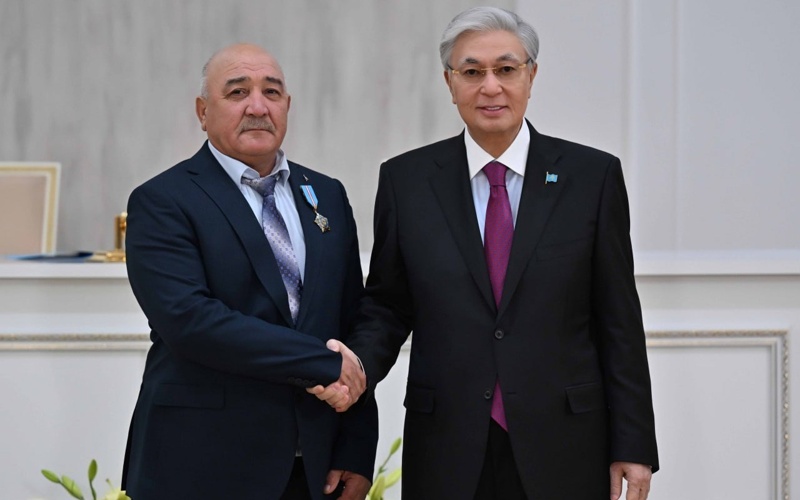 Jambyl oblysynyń bir top azamaty memlekettik nagradalarmen marapattaldy