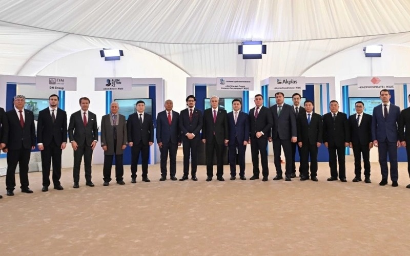 Тоқаев ва жамоа