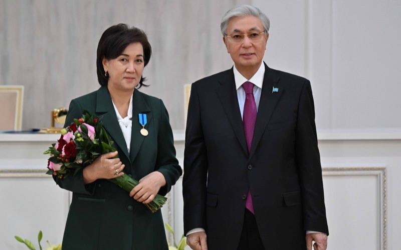 Kassym-Jomart Tokayev presented state awards to citizens of the Zhambyl region Kassym-Jomart Tokayev presented state awards to citizens of the Zhambyl region