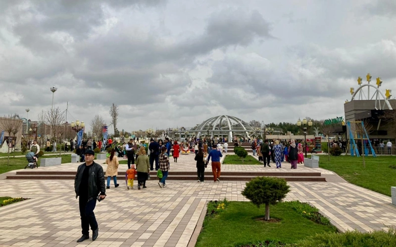 11 aıda 2,5 mln qazaqstandyq Ózbekstanǵa saıahattap barǵan