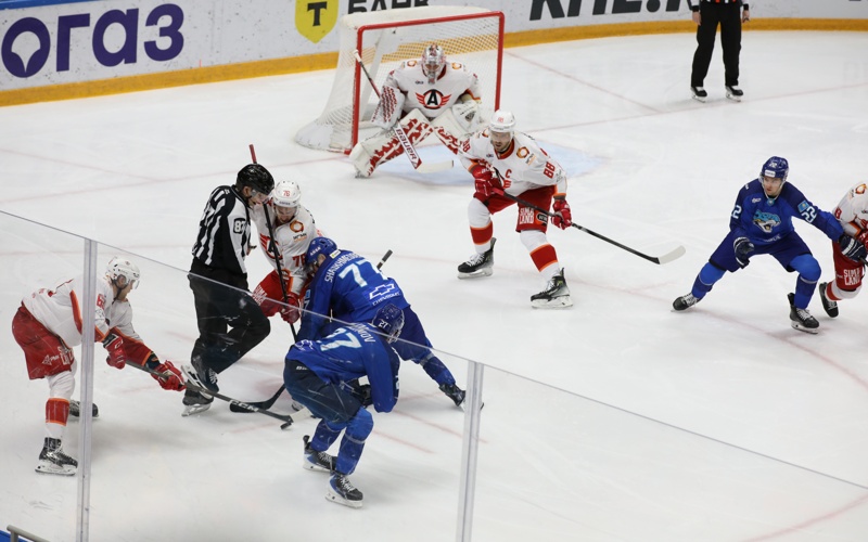 «Барыс» - «Автомобилист» «Барыс» - «Автомобилист»