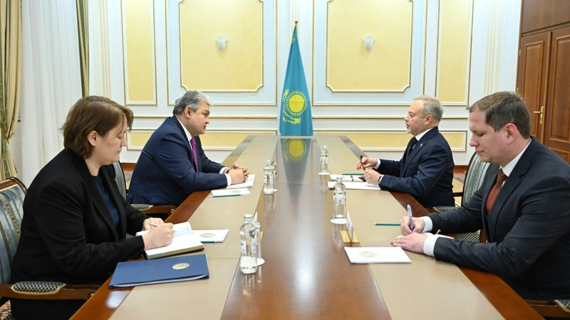 Qazaqstan SІM basshysy Ýkraına elshisimen ekijaqty yntymaqtastyqty talqylady