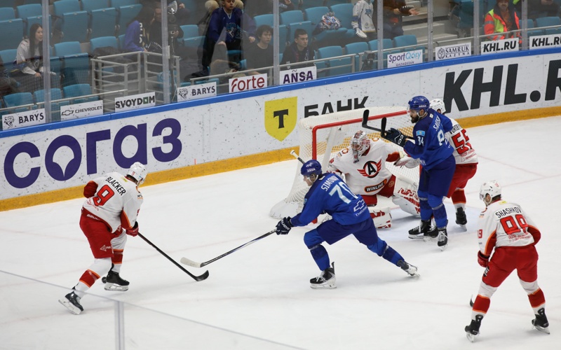 &laquo;Барыс&raquo; проиграл &laquo;Сочи&raquo; в КХЛ
