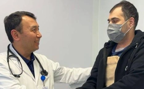 Алматыда жүрек трансплантациясын жасатқан науқас үйіне шықты