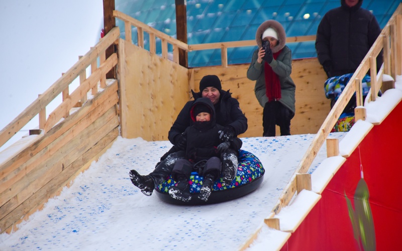 jańa jyl bezendirýi