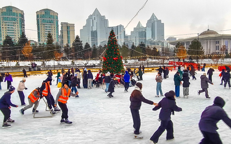 Жаңа жылдық безендіру