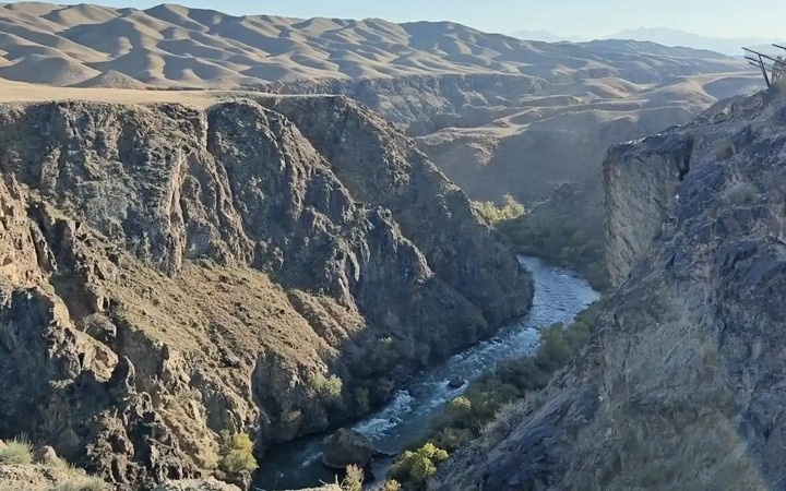 Vızasyz kelisim Qytaı men Ortalyq Azııada shekaraaralyq óz kóligimen júretin týrızmdi damytty Vızasyz kelisim Qytaı men Ortalyq Azııada shekaraaralyq óz kóligimen júretin týrızmdi damytty