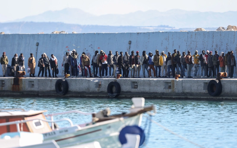 Greek Coast Guard rescues 840 migrants south of Crete over five days