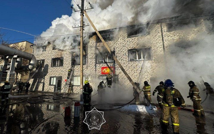 Пожар в Астане тушат по повышенному рангу
